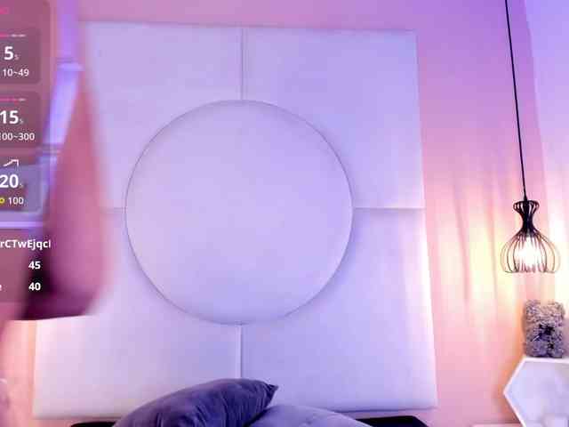 Sara-Foxy webcam