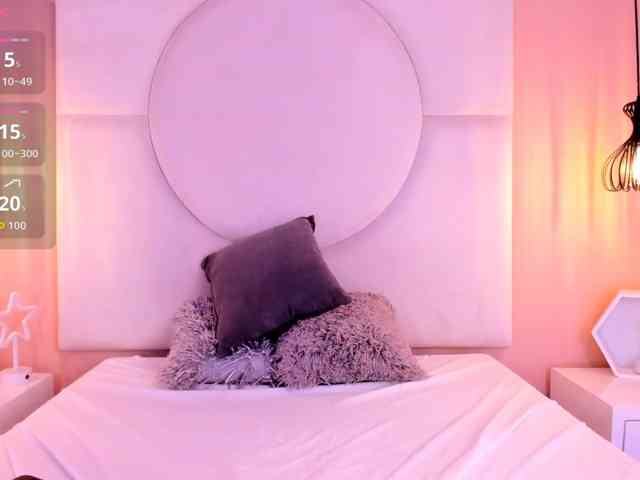 Sara-Foxy's webcam live show