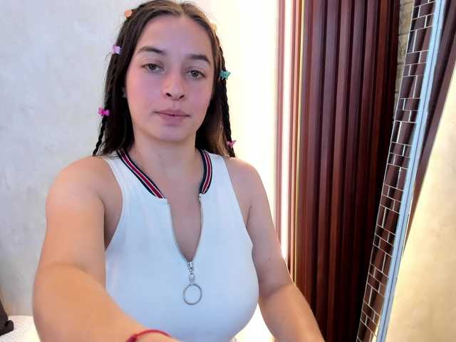 ariannawest live cam on BongaCams