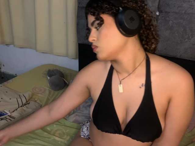 Lailalove live cam