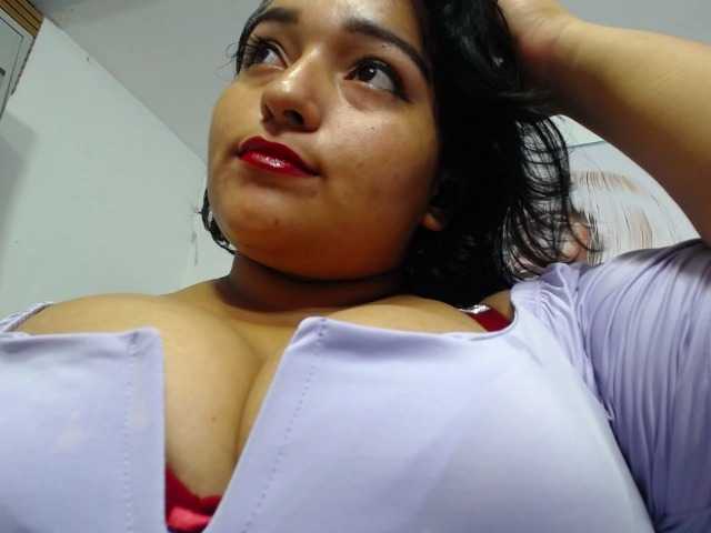 esmeralda-bigass