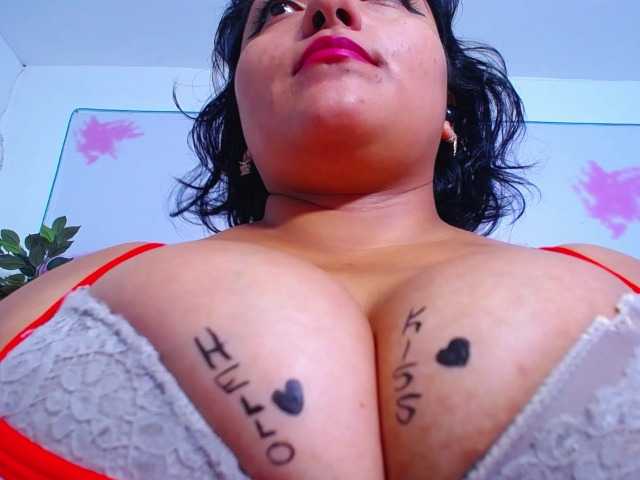 esmeralda-bigass