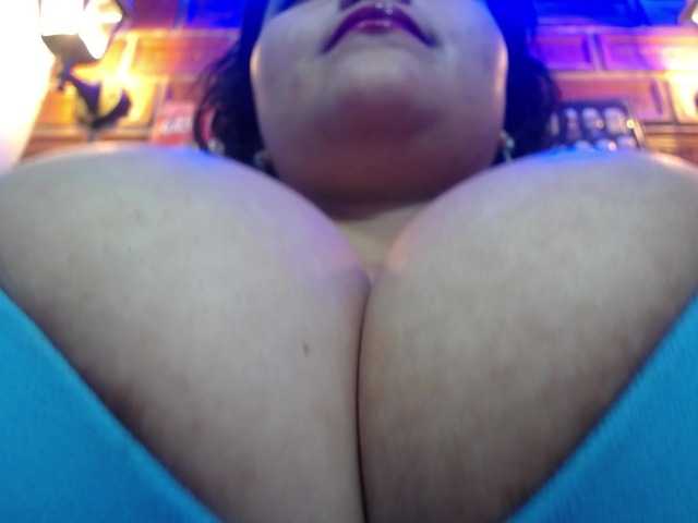 esmeralda-bigass