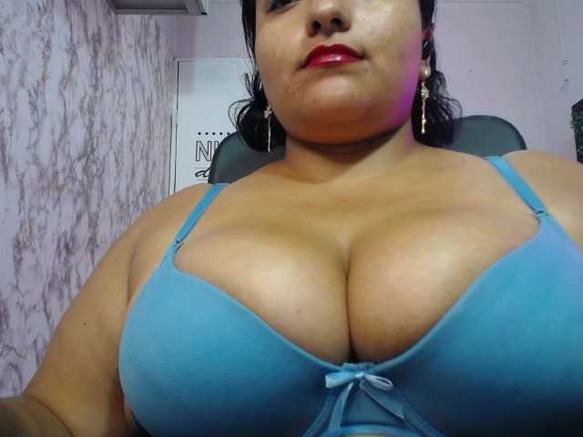 esmeralda-bigass