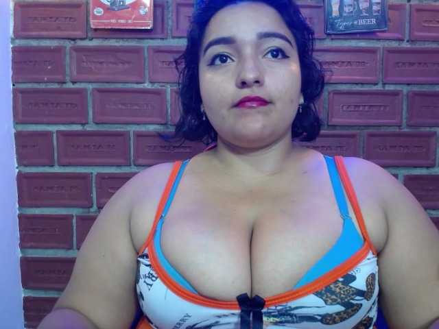 esmeralda-bigass