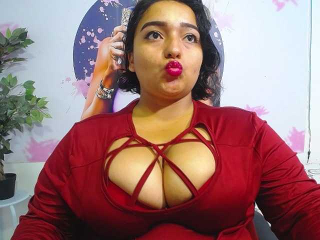 esmeralda-bigass