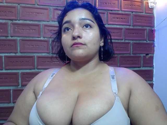 esmeralda-bigass