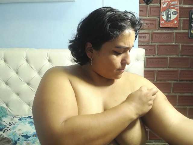esmeralda-bigass preview