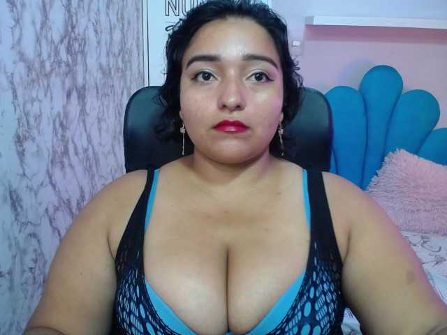 esmeralda-bigass