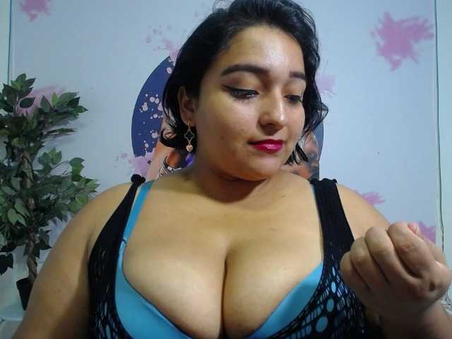 esmeralda-bigass