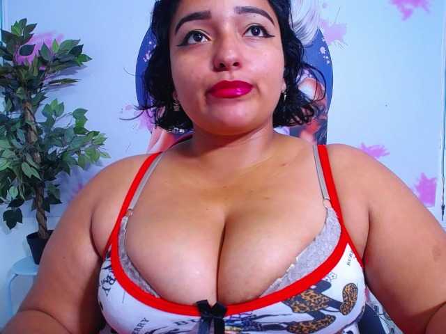 esmeralda-bigass