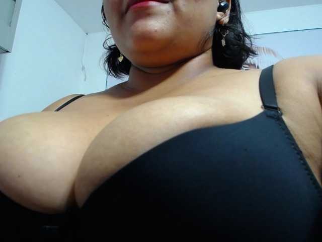 esmeralda-bigass
