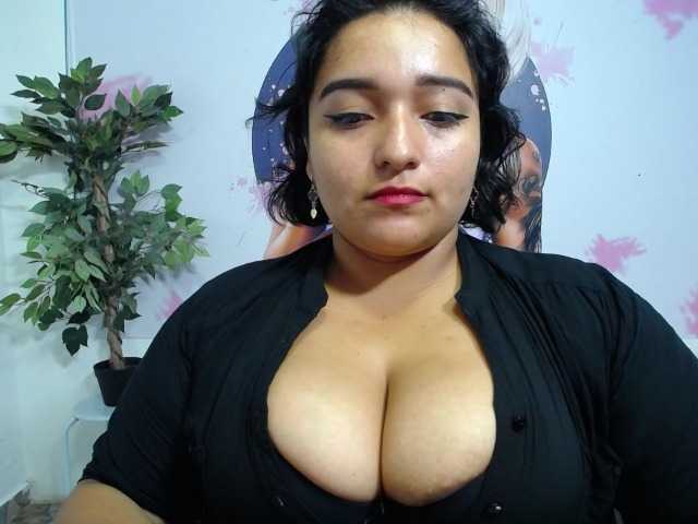 esmeralda-bigass