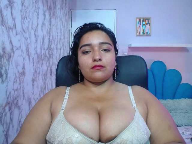 esmeralda-bigass