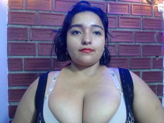 esmeralda-bigass