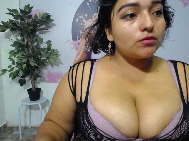 esmeralda-bigass