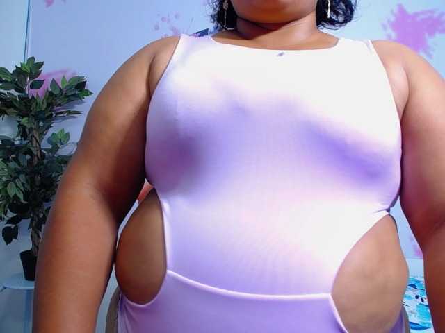 esmeralda-bigass