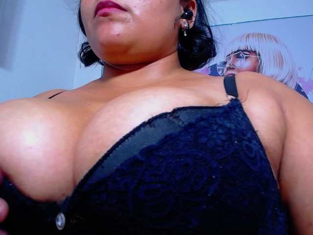 esmeralda-bigass