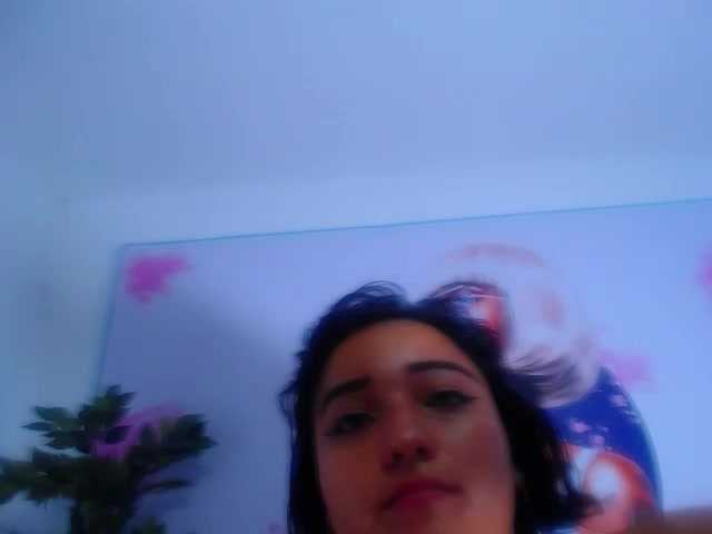 esmeralda-bigass live cam on BongaCams