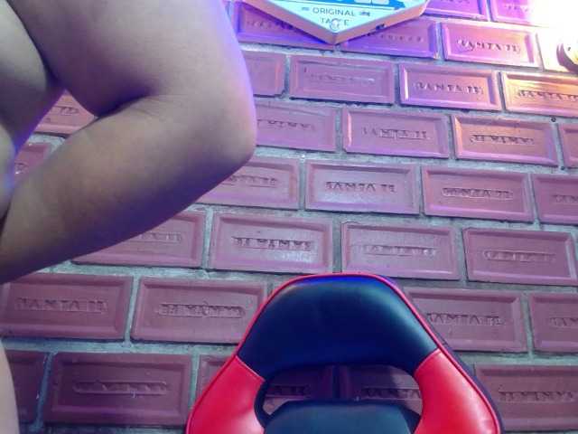 esmeralda-bigass