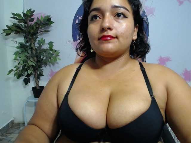 esmeralda-bigass
