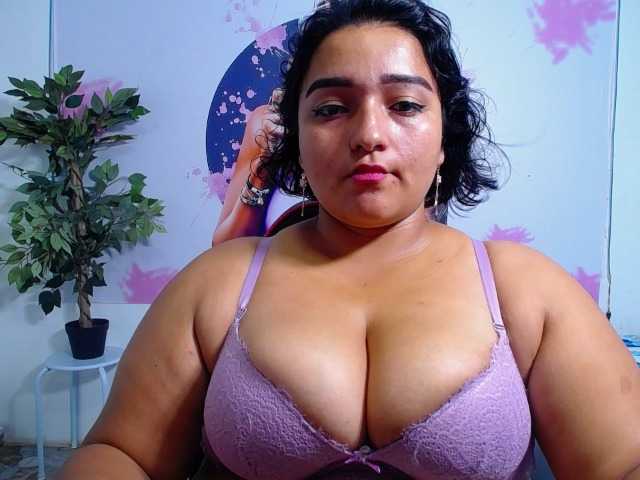 esmeralda-bigass