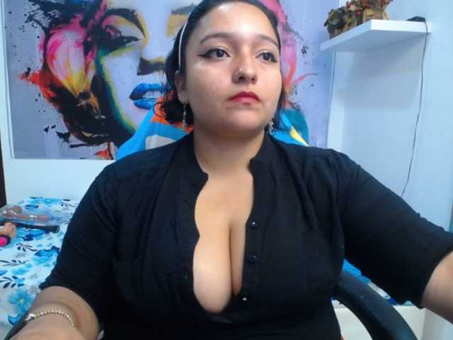 esmeralda-bigass