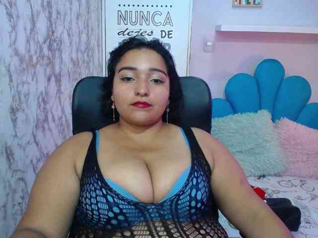 esmeralda-bigass