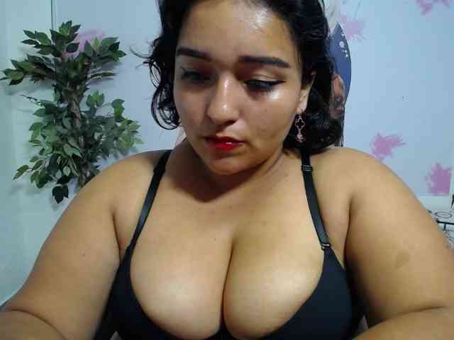 esmeralda-bigass