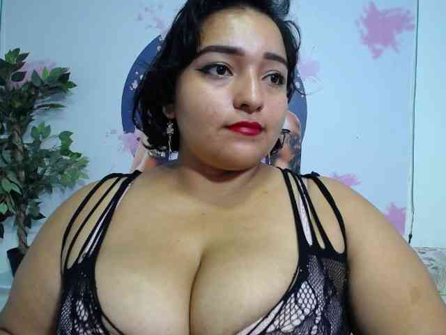 esmeralda-bigass