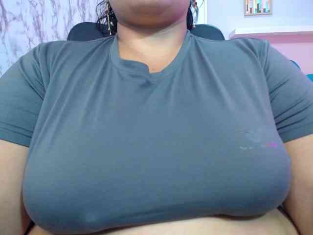 esmeralda-bigass