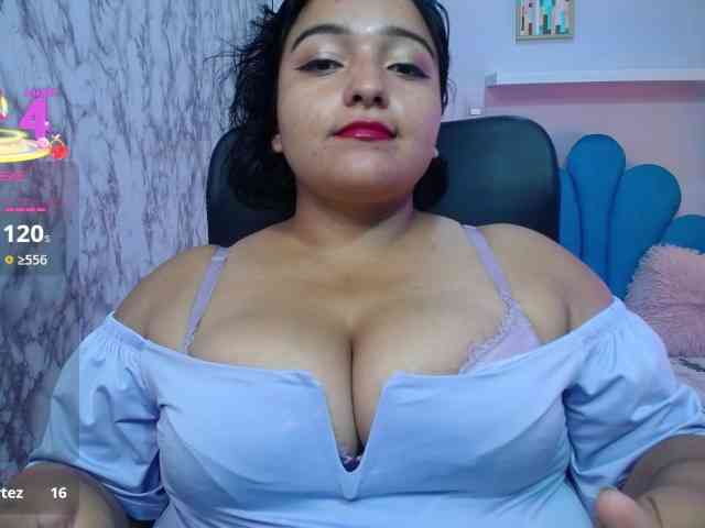esmeralda-bigass