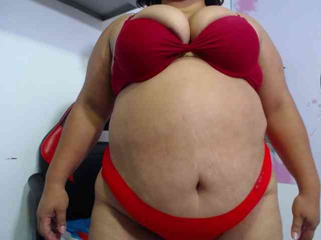 esmeralda-bigass