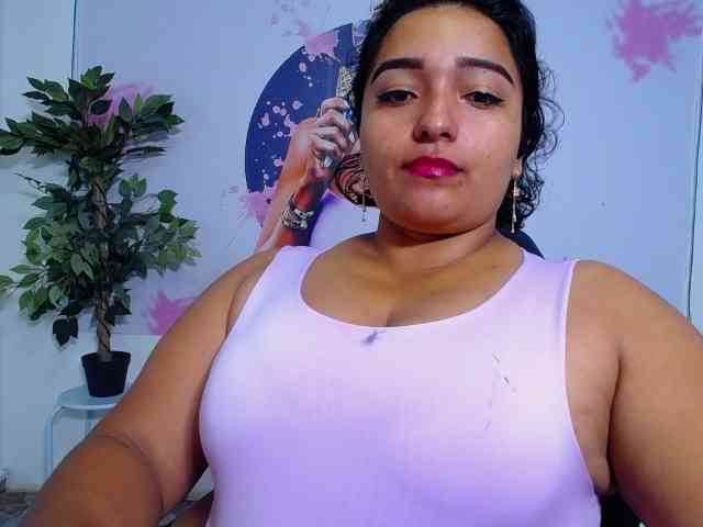 esmeralda-bigass