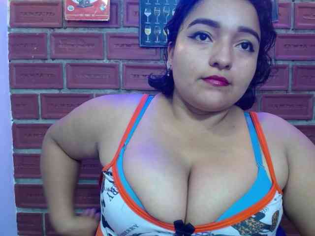 esmeralda-bigass
