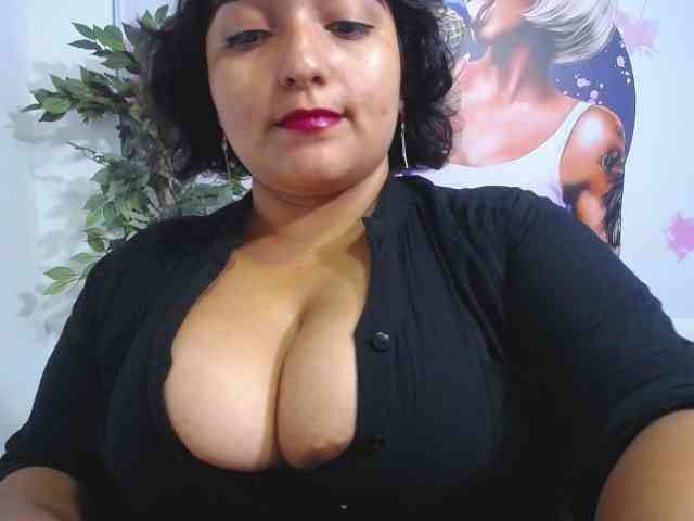 esmeralda-bigass esmeralda-bigass