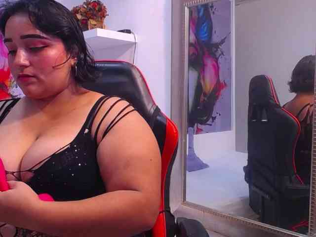 esmeralda-bigass webcam