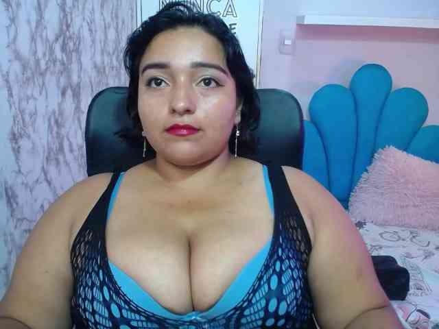 esmeralda-bigass
