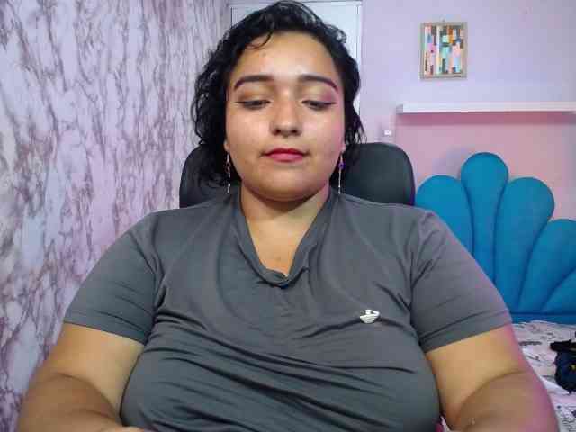 esmeralda-bigass