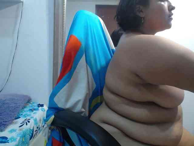 esmeralda-bigass