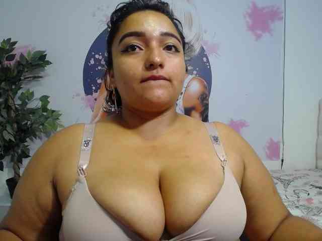 esmeralda-bigass