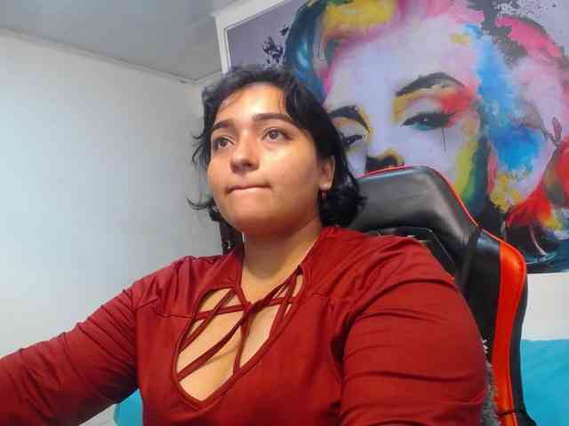 esmeralda-bigass webcam