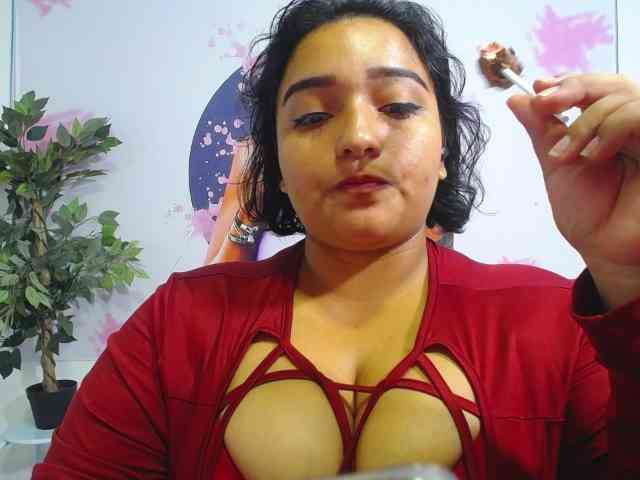 esmeralda-bigass webcam