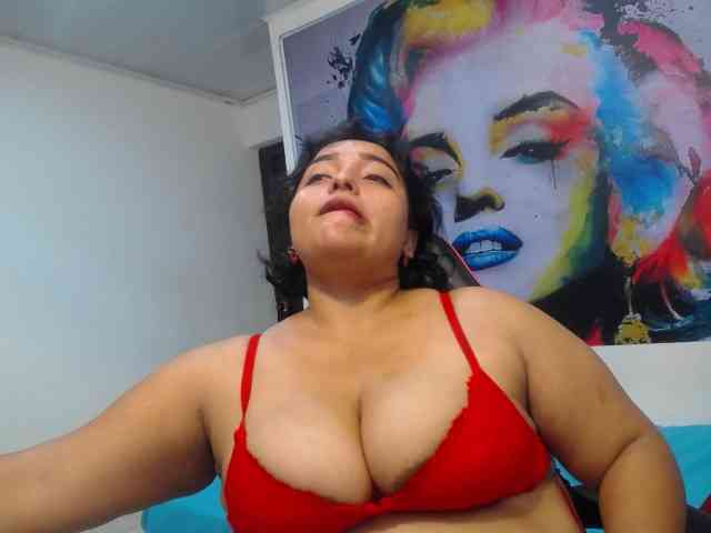 esmeralda-bigass