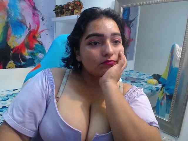 esmeralda-bigass