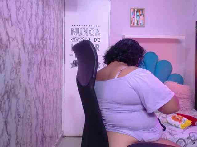 esmeralda-bigass