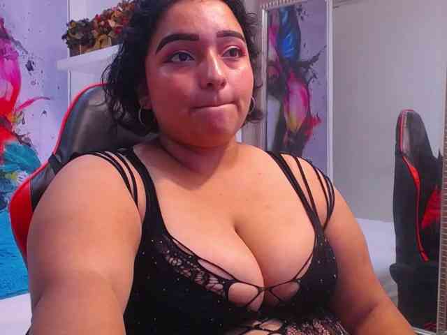 esmeralda-bigass