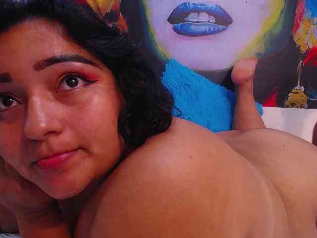 esmeralda-bigass webcam