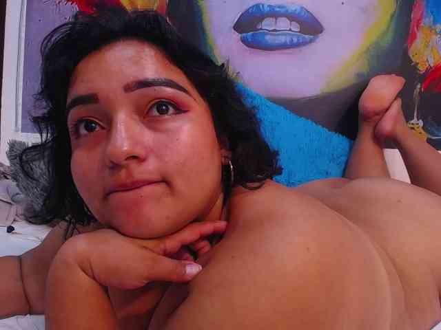 esmeralda-bigass webcam