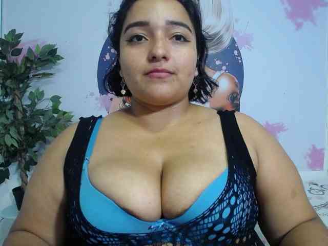 esmeralda-bigass